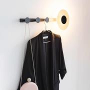 Venus LED wandlamp, met kapstok, zwart