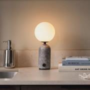 Globen Lighting Accu-tafellamp Torrano, marmergrijs