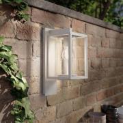 Lucande buitenwandlamp Ferda, fitting onderaan, grijs, IP44